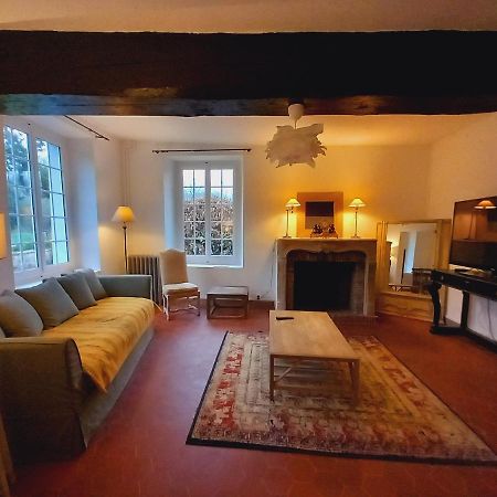Le Manoir De Villefermoy Les Ecrennes Exteriör bild