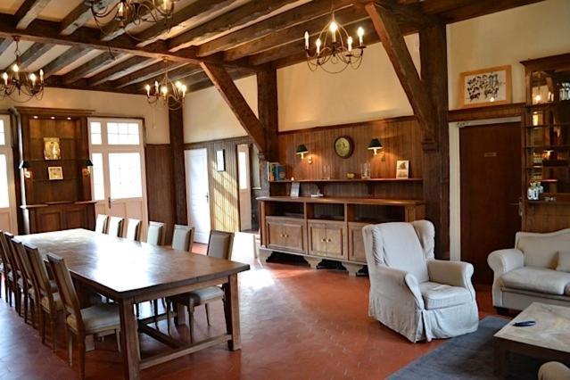 Le Manoir De Villefermoy Les Ecrennes Exteriör bild