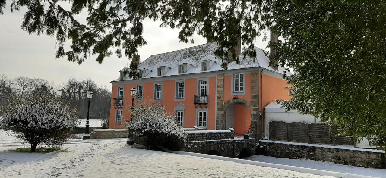 Le Manoir De Villefermoy Les Ecrennes Exteriör bild